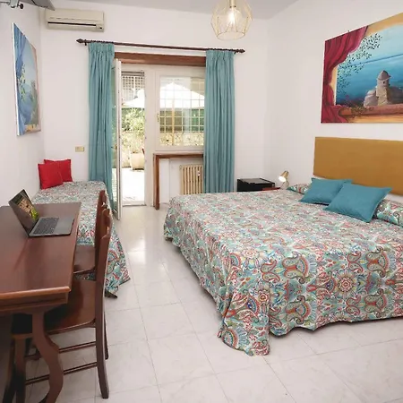 Bed & Breakfast Le Tare 3*