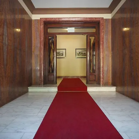 Oda ve Kahvaltı Le Tare 4*