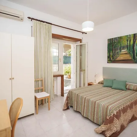Le Tare 3* Rome