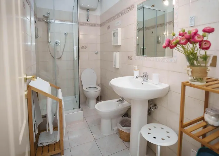 Le Tare Bed & Breakfast 4*