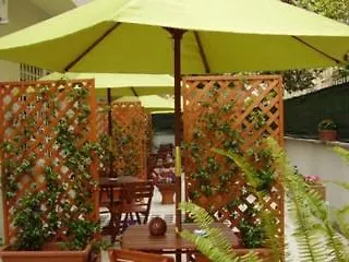 Le Tare Couette-café Rome